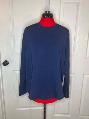 Lululemon Long Sleeve T Shirt Mens Navy Blue Lightweight Size XL?